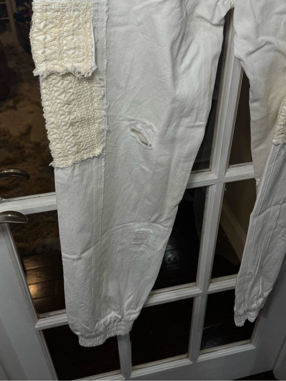 ▫️🌻 NEW POL BESTSELLER! White distressed lounge crotchet pocket cargo joggers🌻▫️ - Picture 6 of 11